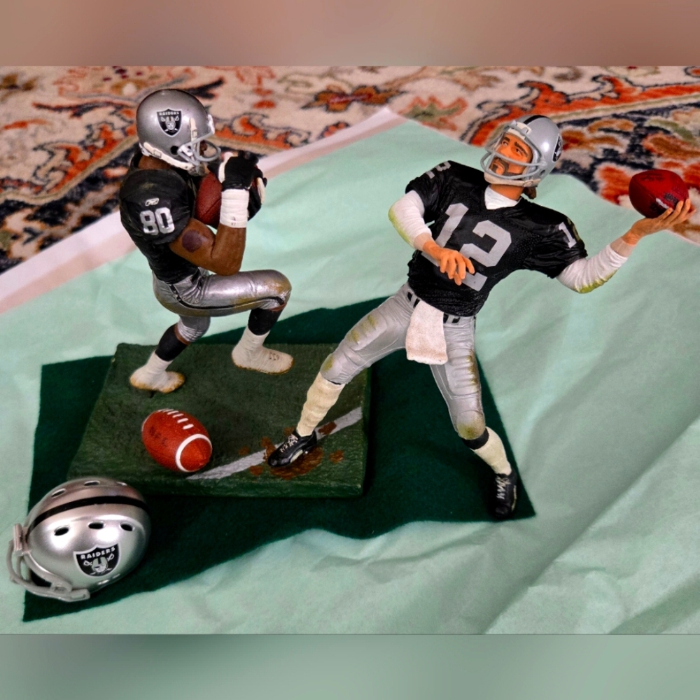 Jerry Rice And Stabler NFL Oakland 6 inch Action Figurines.